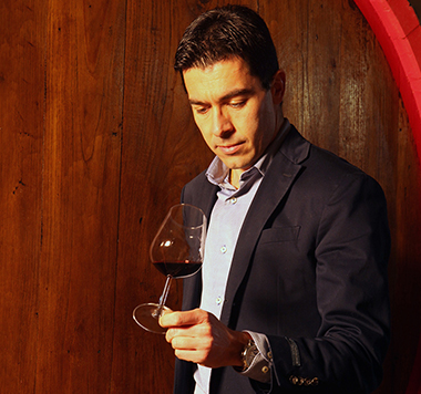Headshot of Uggiano winery partner Giacomo Fossati.