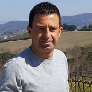 Headshot of Uggiano winery winemaker Daniele Prosperi.