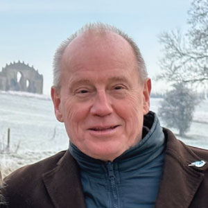 Headshot of Domaine Watson owner, Chris Watson.